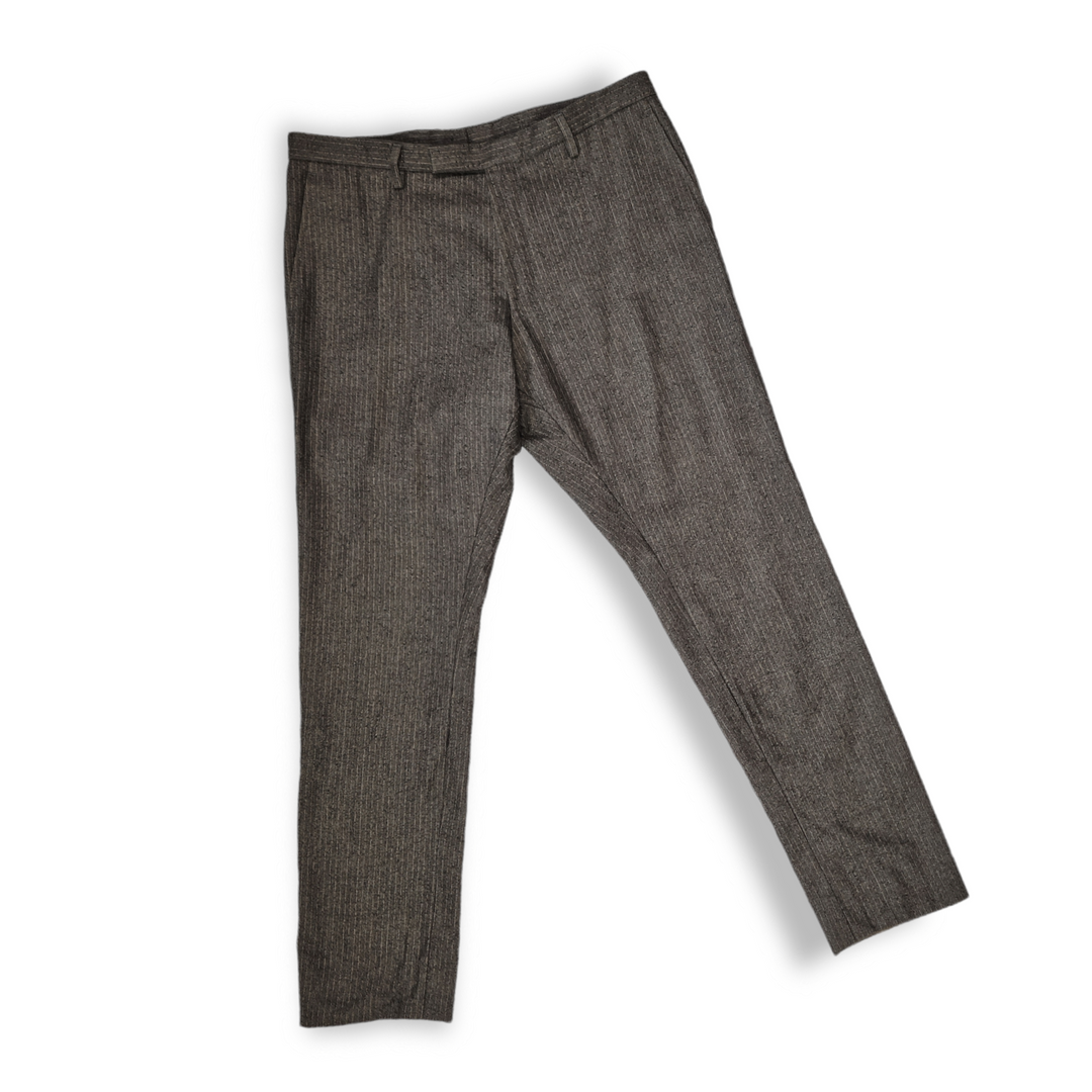HUGO BOSS : WOOL PANTS : SIZE 50