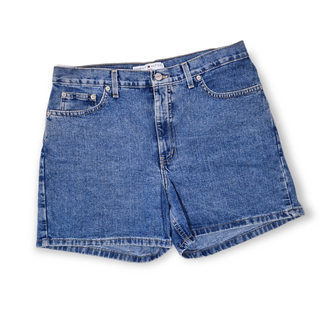 VINTAGE DENIM SHORTS : SIZE 12