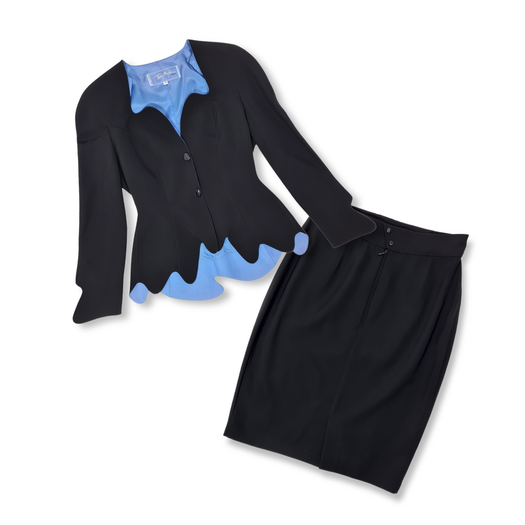 ICONIC VINTAGE TWO PIECE SET : SIZE 38